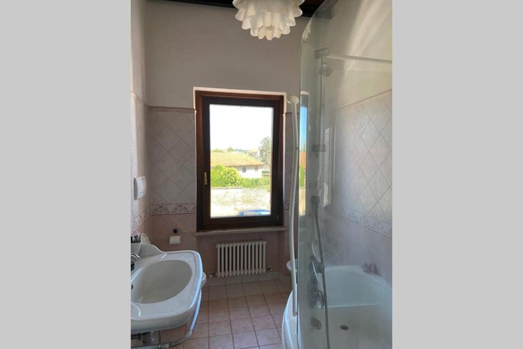 Ferienwohnung Casa Di Adele Chiaravalle Marche Exterior foto